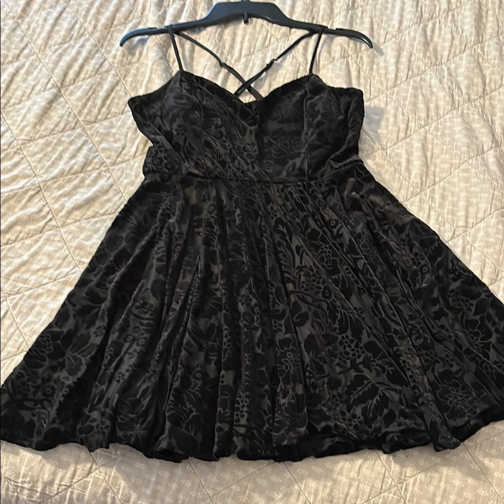 Medium, black, dress